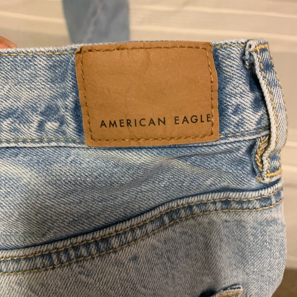 American Eagle Mom Jeans - Picture 4 of 4